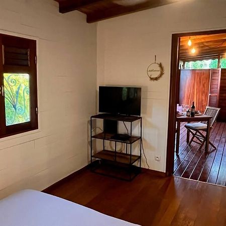 Bungalow Avec Jacuzzi Privatif Villa Sainte-Rose Kültér fotó